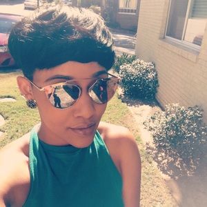 Looking for brands in good condition & great price